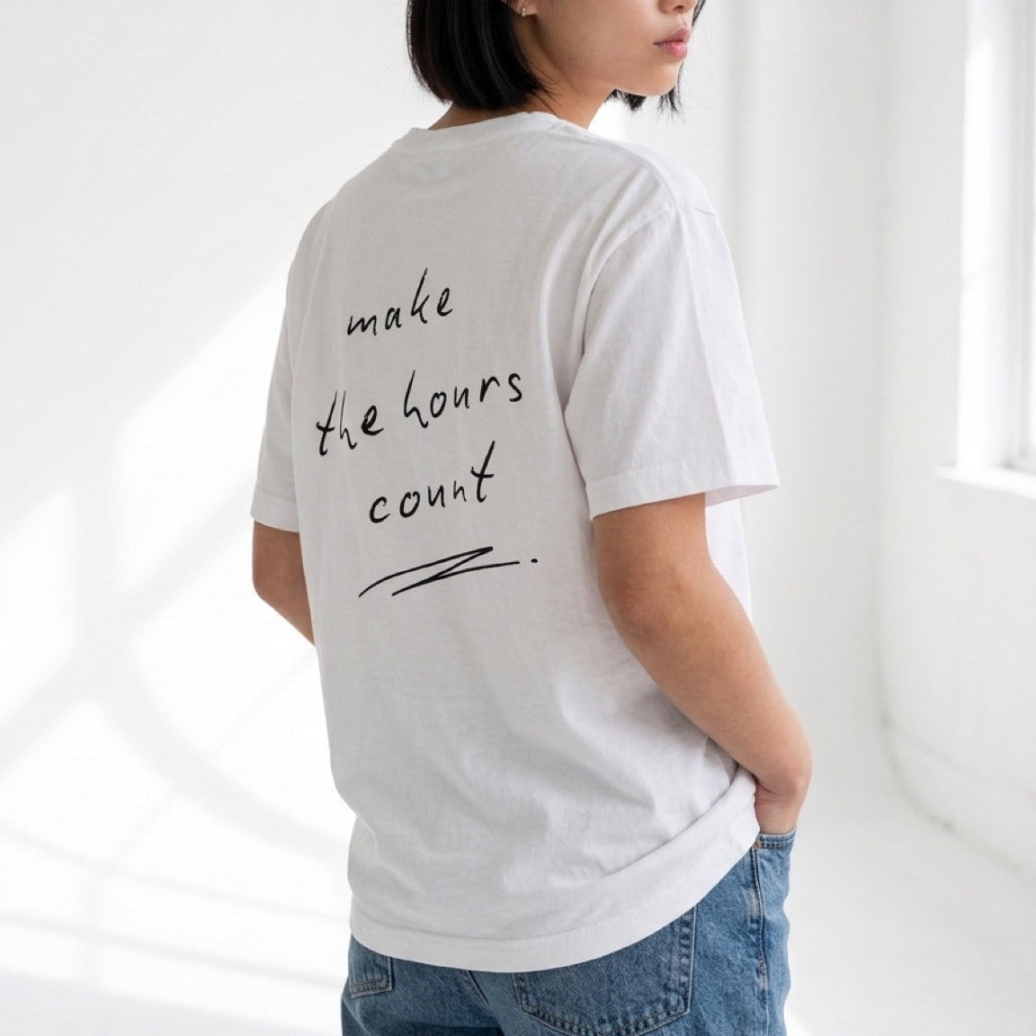 Make the Hours Count Oversized T-Shirt – Light